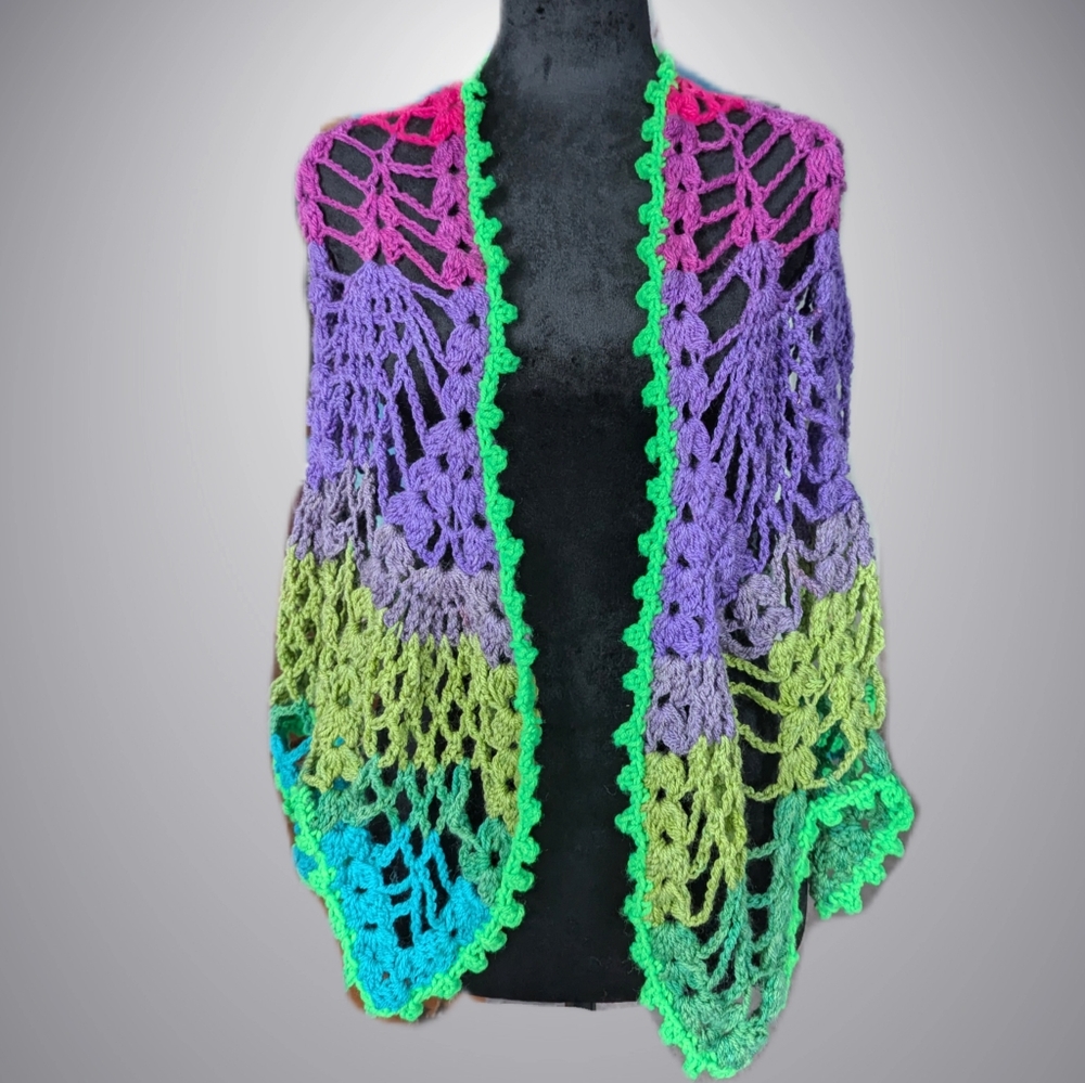 Summer Breeze Pineapple Lace Shawl